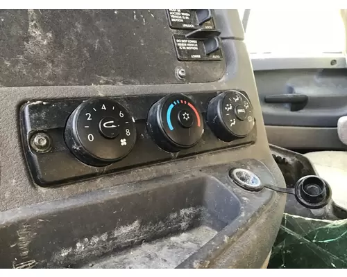 FREIGHTLINER CASCADIA 125 TEMPERATURE CONTROL