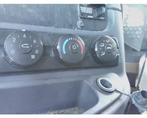 FREIGHTLINER CASCADIA 125 TEMPERATURE CONTROL