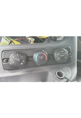 FREIGHTLINER CASCADIA 125 TEMPERATURE CONTROL