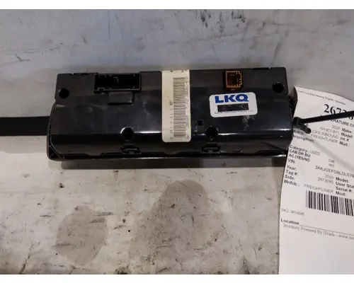 FREIGHTLINER CASCADIA 125 TEMPERATURE CONTROL