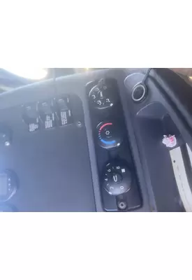 FREIGHTLINER CASCADIA 125 TEMPERATURE CONTROL