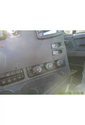 FREIGHTLINER CASCADIA 125 TEMPERATURE CONTROL