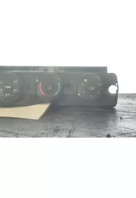 FREIGHTLINER CASCADIA 125 TEMPERATURE CONTROL