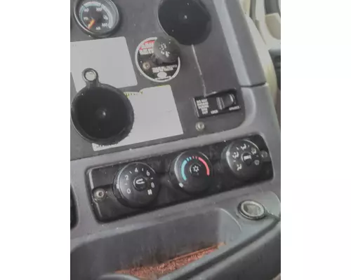 FREIGHTLINER CASCADIA 125 TEMPERATURE CONTROL