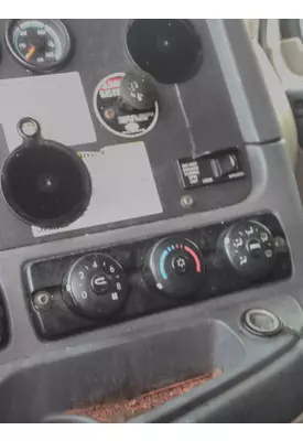 FREIGHTLINER CASCADIA 125 TEMPERATURE CONTROL