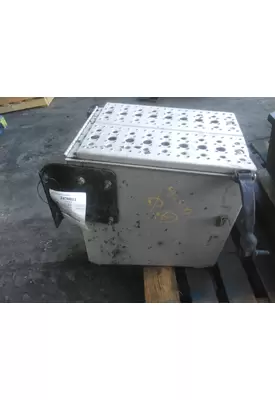 FREIGHTLINER CASCADIA 125 TOOL BOX