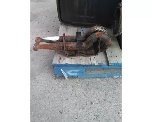 FREIGHTLINER CASCADIA 125 TOW HOOK