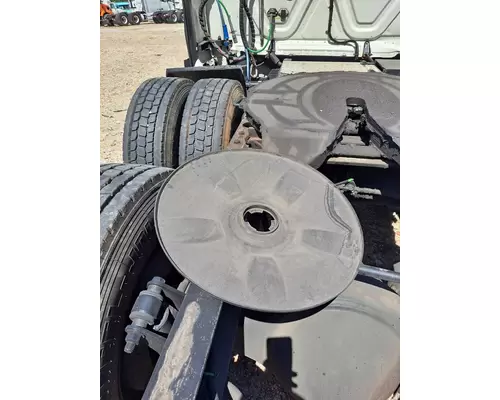 FREIGHTLINER CASCADIA 125 WHEELHUB COVER