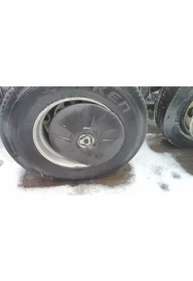 FREIGHTLINER CASCADIA 125 WHEEL/HUB COVER