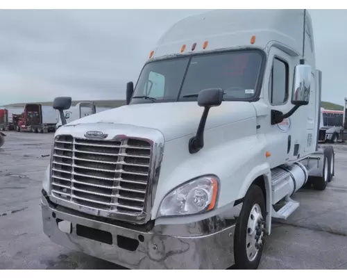 FREIGHTLINER CASCADIA 125 WHOLE TRUCK FOR EXPORT