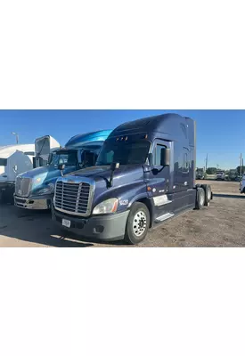FREIGHTLINER CASCADIA 125 WHOLE TRUCK FOR RESALE