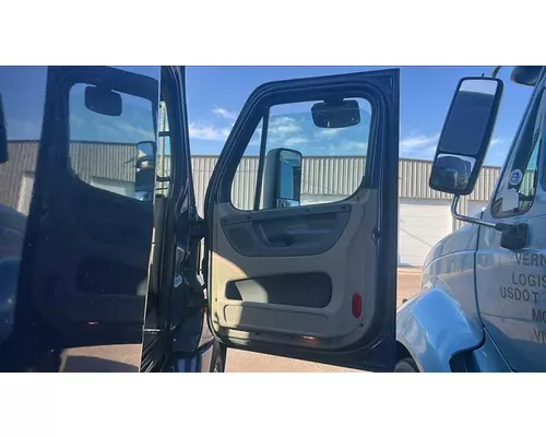 FREIGHTLINER CASCADIA 125 WHOLE TRUCK FOR RESALE