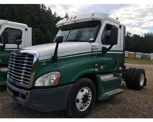 FREIGHTLINER CASCADIA 125 WHOLE TRUCK FOR RESALE