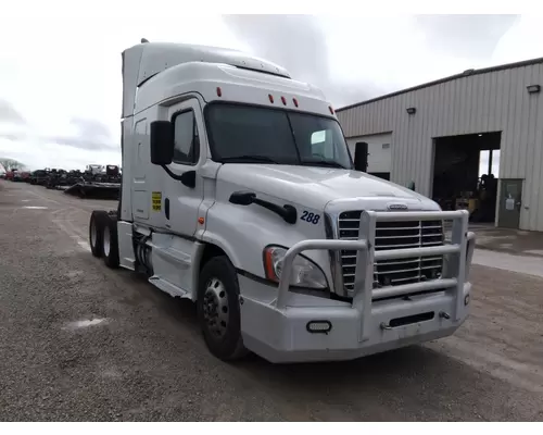 FREIGHTLINER CASCADIA 125 WHOLE TRUCK FOR RESALE