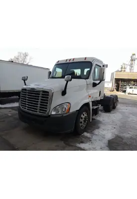 FREIGHTLINER CASCADIA 125 WHOLE TRUCK FOR RESALE