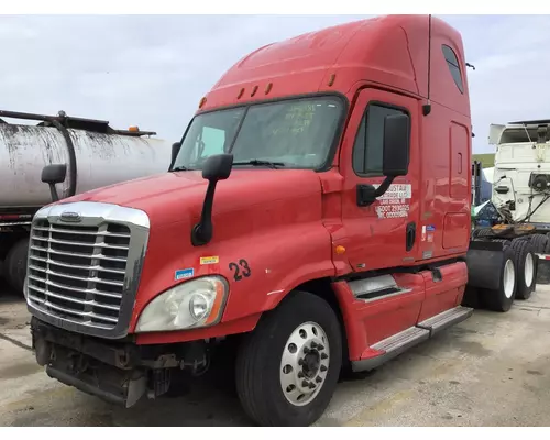 FREIGHTLINER CASCADIA 125 WHOLE TRUCK FOR RESALE