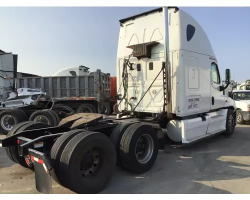 FREIGHTLINER CASCADIA 125 WHOLE TRUCK FOR RESALE