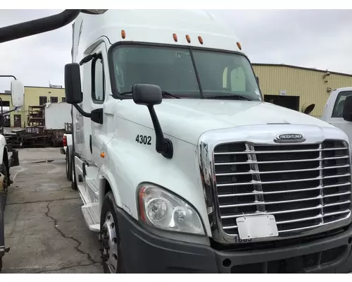 FREIGHTLINER CASCADIA 125 WHOLE TRUCK FOR RESALE