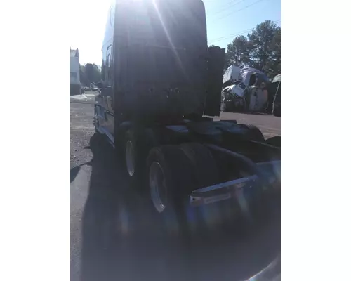 FREIGHTLINER CASCADIA 125 WHOLE TRUCK FOR RESALE