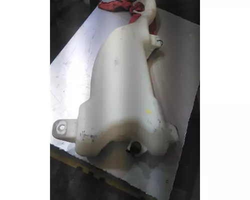 FREIGHTLINER CASCADIA 125 WINDSHIELD WASHER RESERVOIR