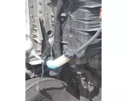 FREIGHTLINER CASCADIA 125 WINDSHIELD WASHER RESERVOIR