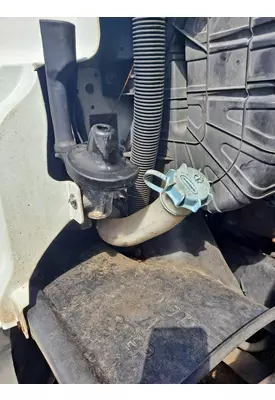 FREIGHTLINER CASCADIA 125 WINDSHIELD WASHER RESERVOIR