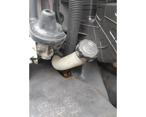 FREIGHTLINER CASCADIA 125 WINDSHIELD WASHER RESERVOIR