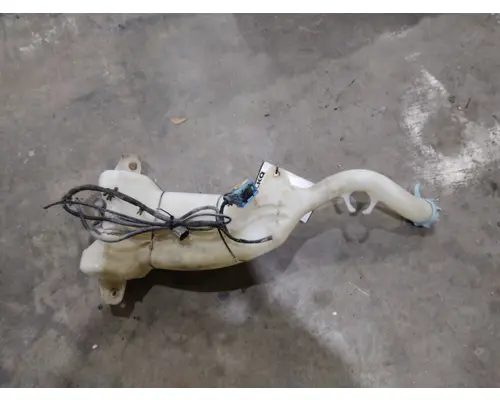 FREIGHTLINER CASCADIA 125 WINDSHIELD WASHER RESERVOIR