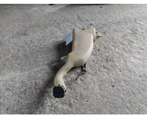 FREIGHTLINER CASCADIA 125 WINDSHIELD WASHER RESERVOIR
