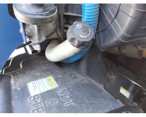 FREIGHTLINER CASCADIA 125 WINDSHIELD WASHER RESERVOIR