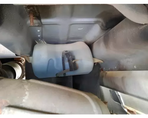 FREIGHTLINER CASCADIA 125 WINDSHIELD WASHER RESERVOIR