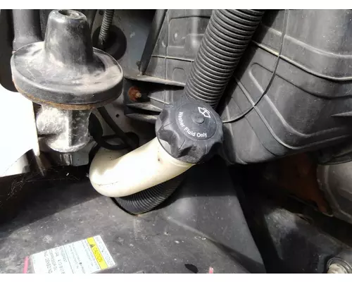 FREIGHTLINER CASCADIA 125 WINDSHIELD WASHER RESERVOIR