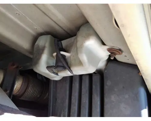 FREIGHTLINER CASCADIA 125 WINDSHIELD WASHER RESERVOIR