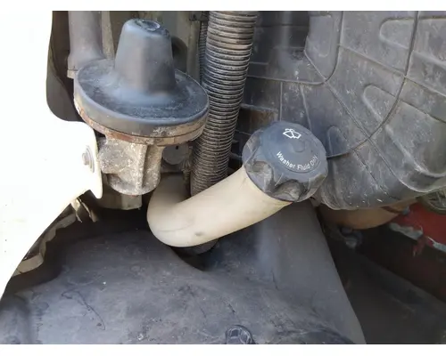 FREIGHTLINER CASCADIA 125 WINDSHIELD WASHER RESERVOIR