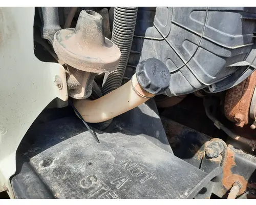 FREIGHTLINER CASCADIA 125 WINDSHIELD WASHER RESERVOIR