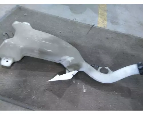 FREIGHTLINER CASCADIA 125 WINDSHIELD WASHER RESERVOIR