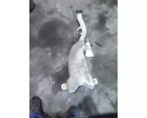 FREIGHTLINER CASCADIA 125 WINDSHIELD WASHER RESERVOIR