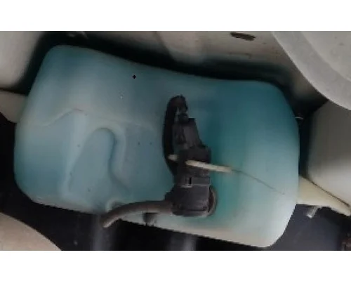 FREIGHTLINER CASCADIA 125 WINDSHIELD WASHER RESERVOIR