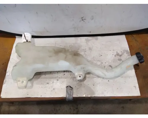 FREIGHTLINER CASCADIA 125 WINDSHIELD WASHER RESERVOIR