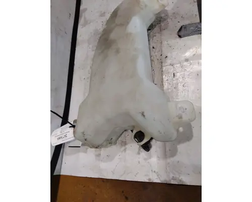 FREIGHTLINER CASCADIA 125 WINDSHIELD WASHER RESERVOIR