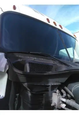 FREIGHTLINER CASCADIA 125 WINDSHIELD WIPER ARM