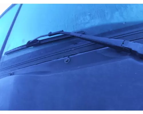 FREIGHTLINER CASCADIA 125 WINDSHIELD WIPER ARM