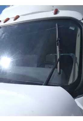 FREIGHTLINER CASCADIA 125 WINDSHIELD WIPER ARM