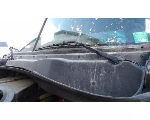 FREIGHTLINER CASCADIA 125 WINDSHIELD WIPER ARM