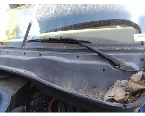 FREIGHTLINER CASCADIA 125 WINDSHIELD WIPER ARM
