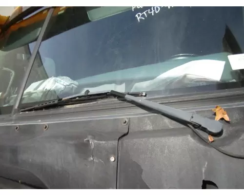 FREIGHTLINER CASCADIA 125 WINDSHIELD WIPER ARM