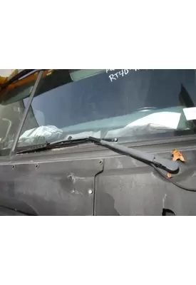 FREIGHTLINER CASCADIA 125 WINDSHIELD WIPER ARM