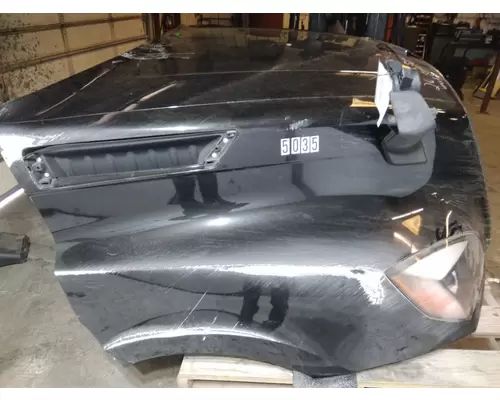 FREIGHTLINER CASCADIA 126 2017-2025 HOOD