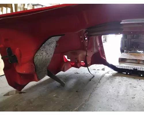 FREIGHTLINER CASCADIA 126 2017-2025 HOOD
