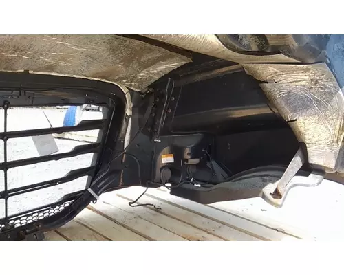 FREIGHTLINER CASCADIA 126 2017-2025 HOOD